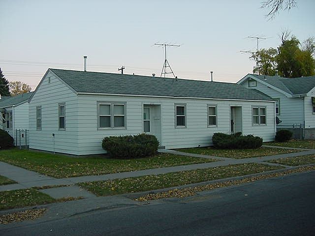 1st image of 714 W C St