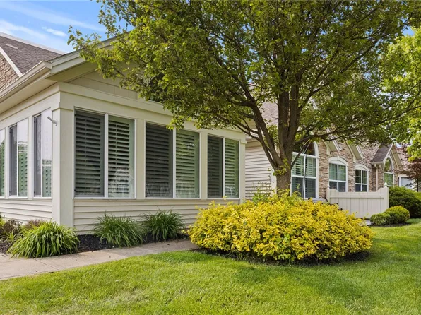 189 Maryview Dr, Webster, NY 14580