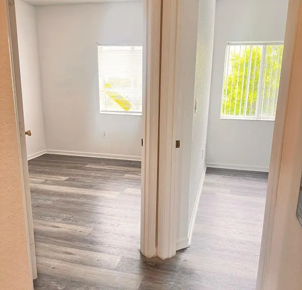 1145 Golden Lakes Blvd #724 — Photo 4