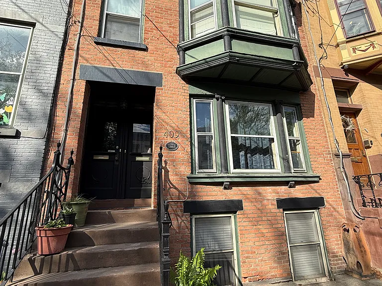 409 Hamilton St #1 — Photo 16
