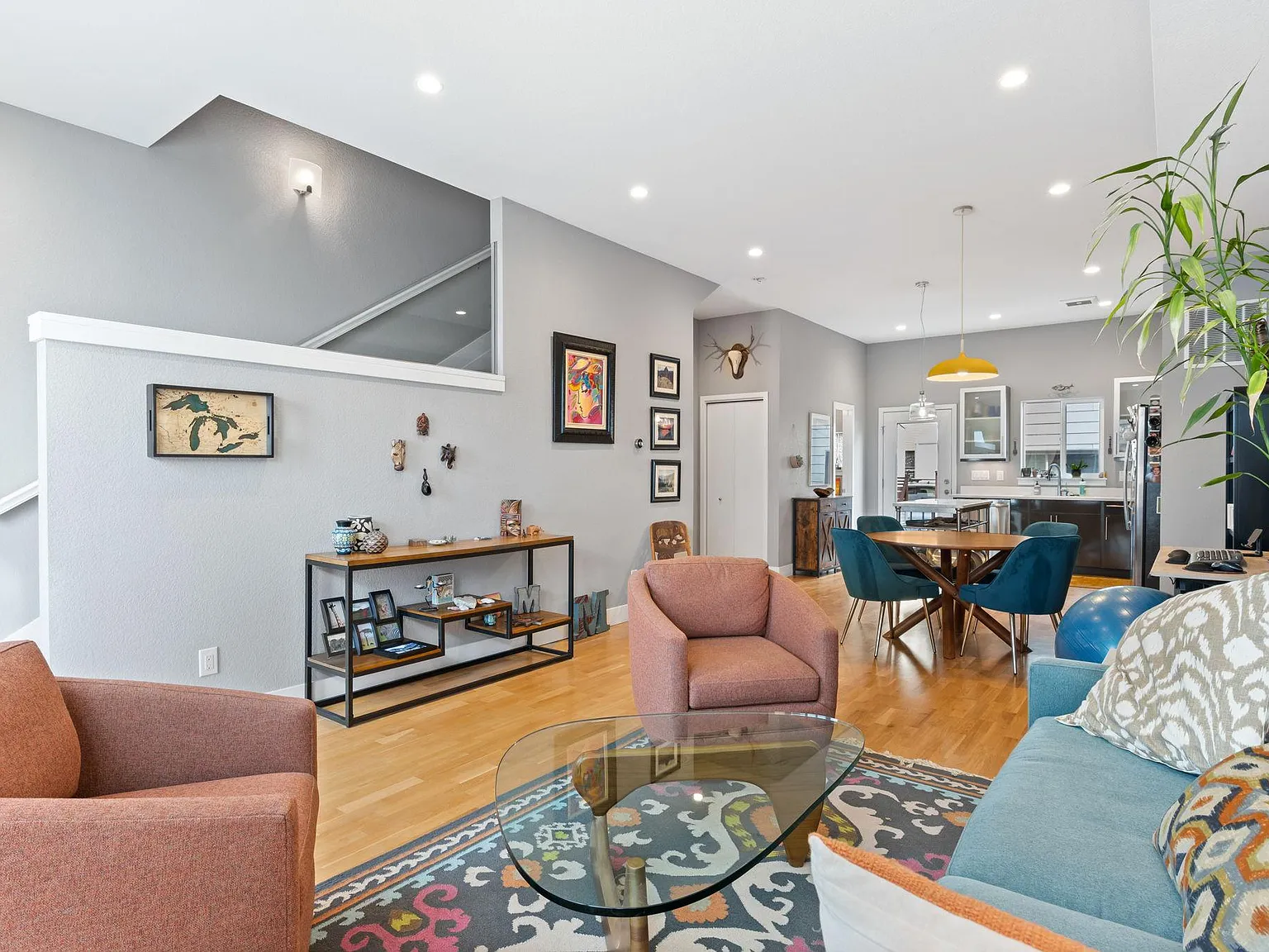 2815 W 52nd Ave — Photo 4