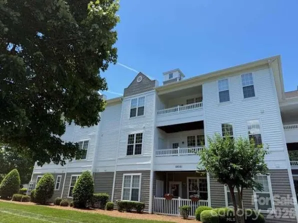 18001 Delmas Dr APT 2E, Cornelius, NC 28031