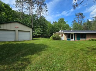 W5880 Old E Rd, Bryant, WI 54418