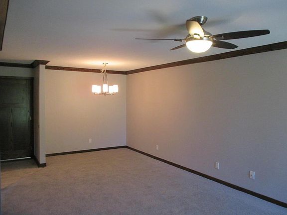 5th image of 5200 S Tuckaway Blvd Unit 127B