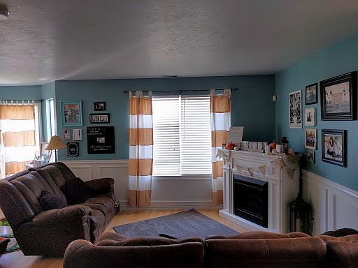 4th image of 102 N Kintail St