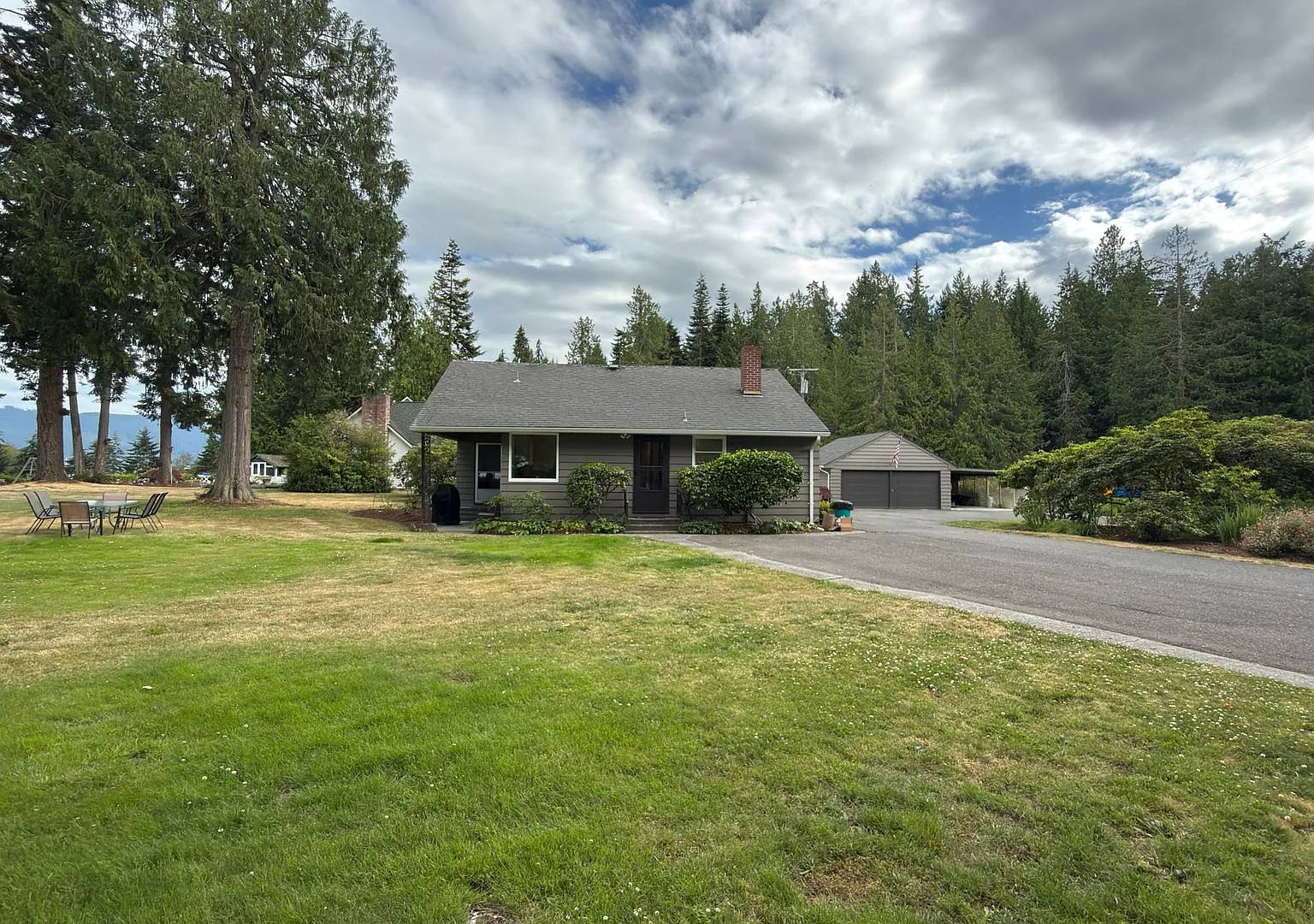 Sequim Bay waterfront retreat — Photo 4