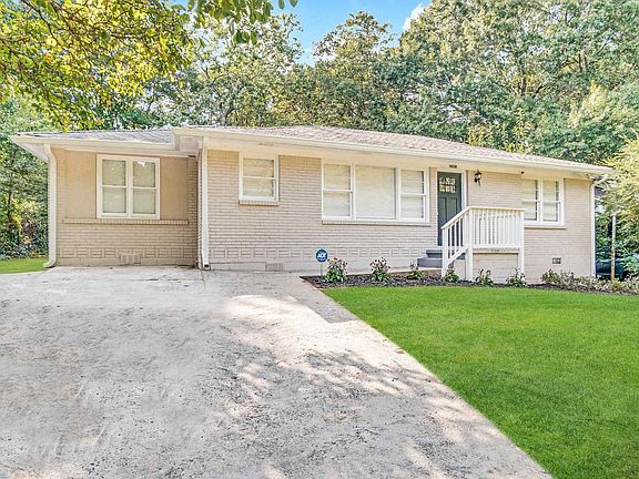 2nd image of 2083 Meador Ave SE