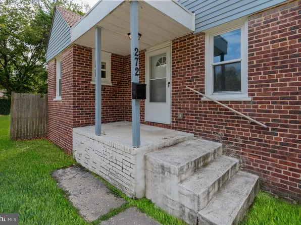 272 Dixie Dr, Penns Grove, NJ 08069