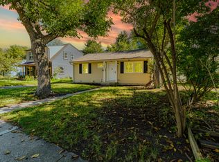 895 Starwick Dr, Ann Arbor, MI 48105