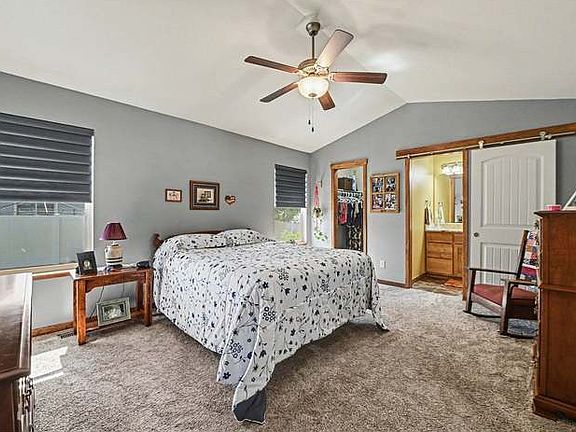3rd image of 7078 Meade St #1