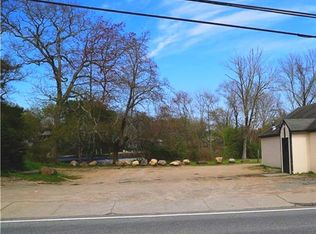 14 Spring St, Hope Valley, RI 02832