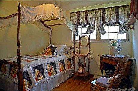 Bedroom2