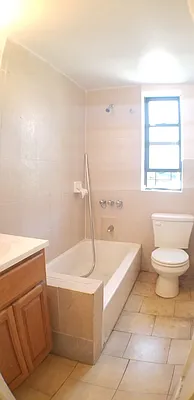 Rented by Roberto Guilbet, LREB | media 34