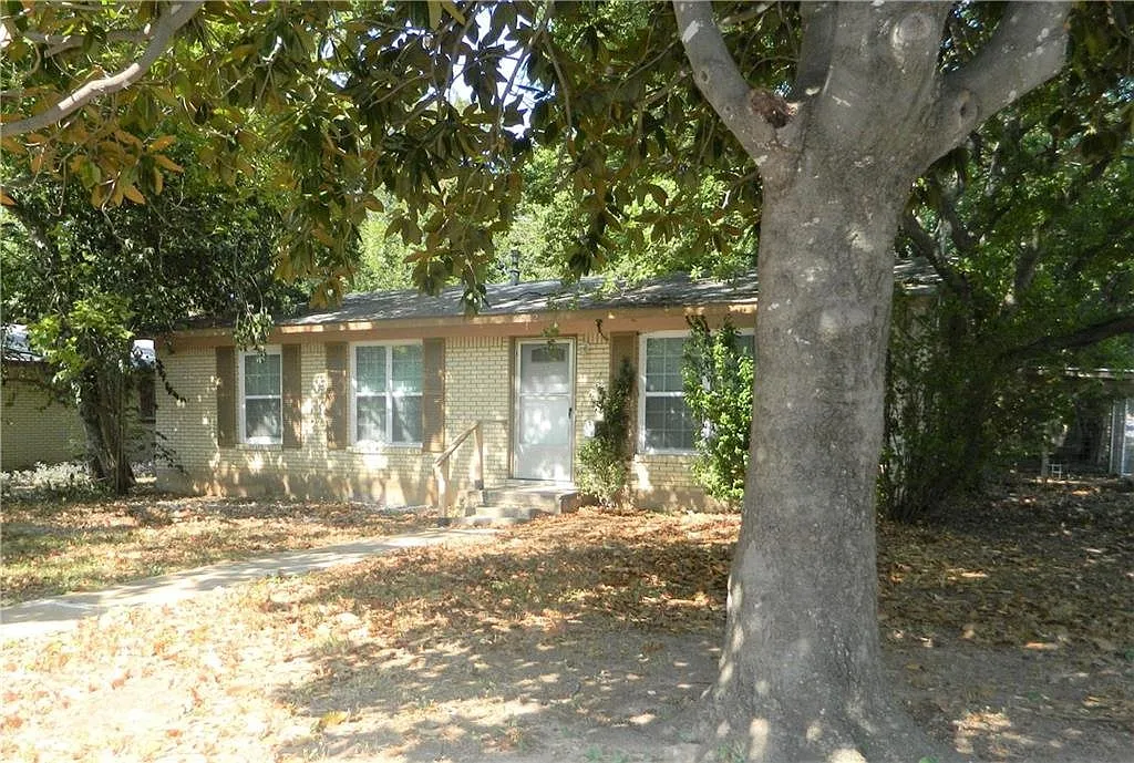 Super Condition! 290-183 Area — Photo 1