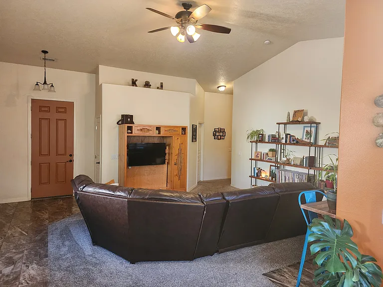 2164 W 970 N — Photo 13