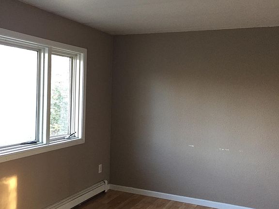 2nd image of 1000 N Elsinore Ave APT 3