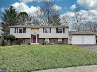 7016 Bedrock Rd, Alexandria, VA 22306