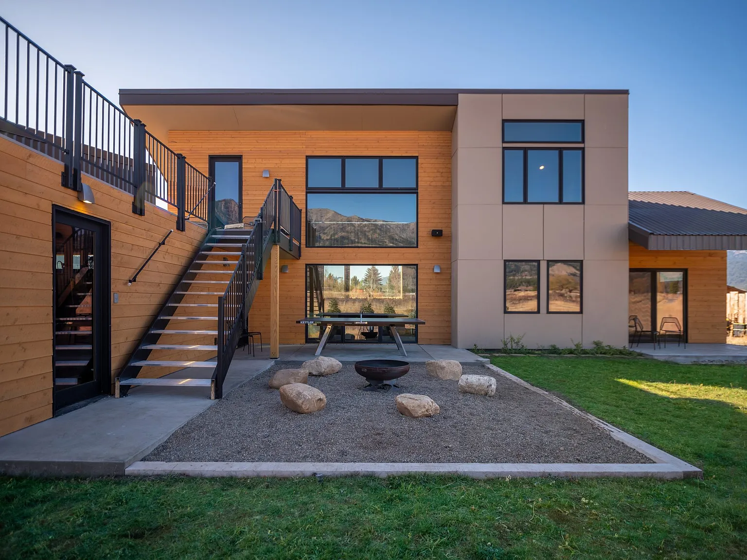 Columbine St, Alpine — Photo 1