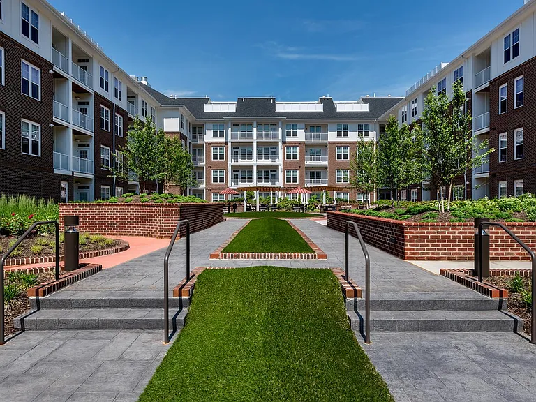 Overture Fair Ridge 62+ Apartment Homes — Photo 23
