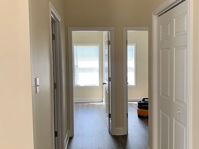 1008 Marley St — Photo 5