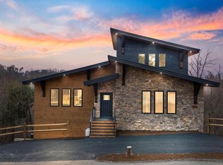 2253 Lone Ridge Dr, Sevierville, TN 37862