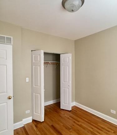 5th image of 1644 W Greenleaf Ave APT 2N