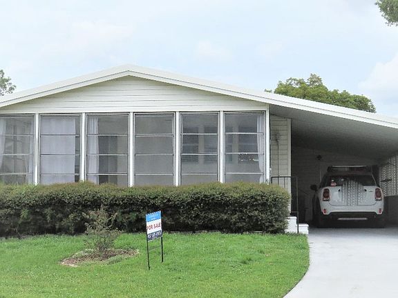 2nd image of 946 Mango Dr