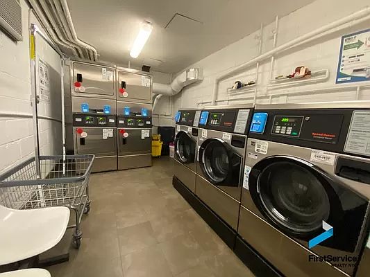 4th image of 10 Jones St APT 1D