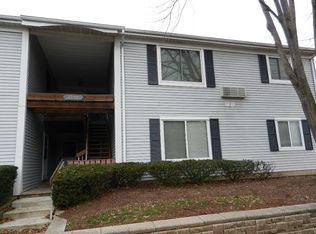 24 Norwich Pl, Somerset, NJ 08873