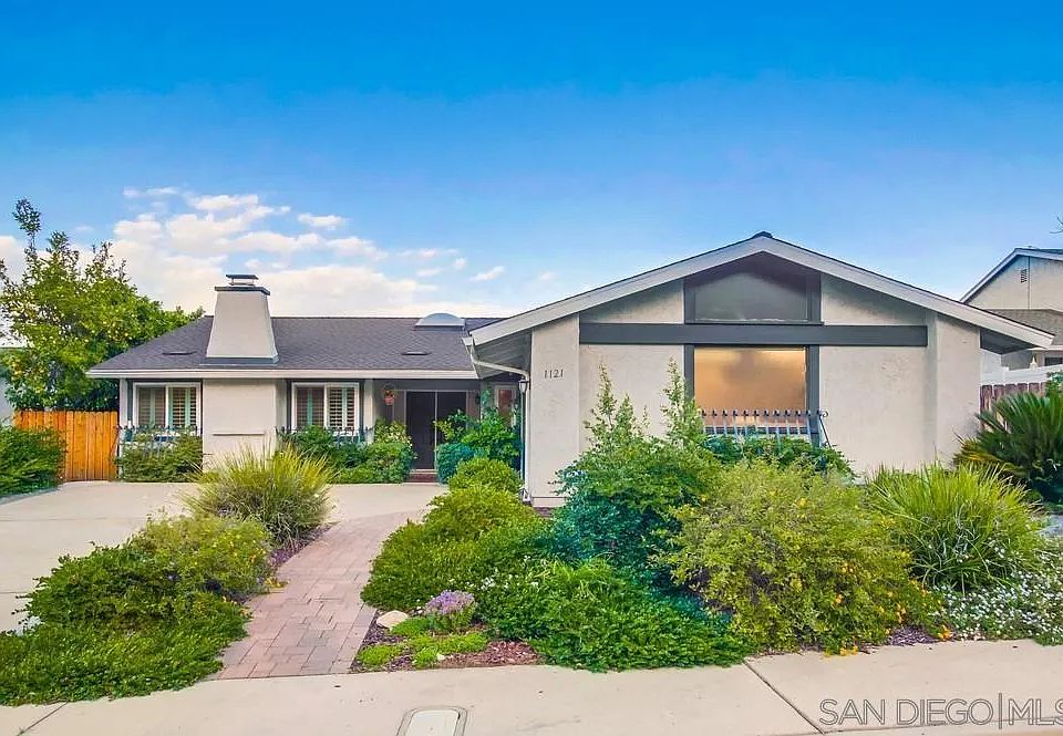 1st image of 1121 Yerba Verde Dr