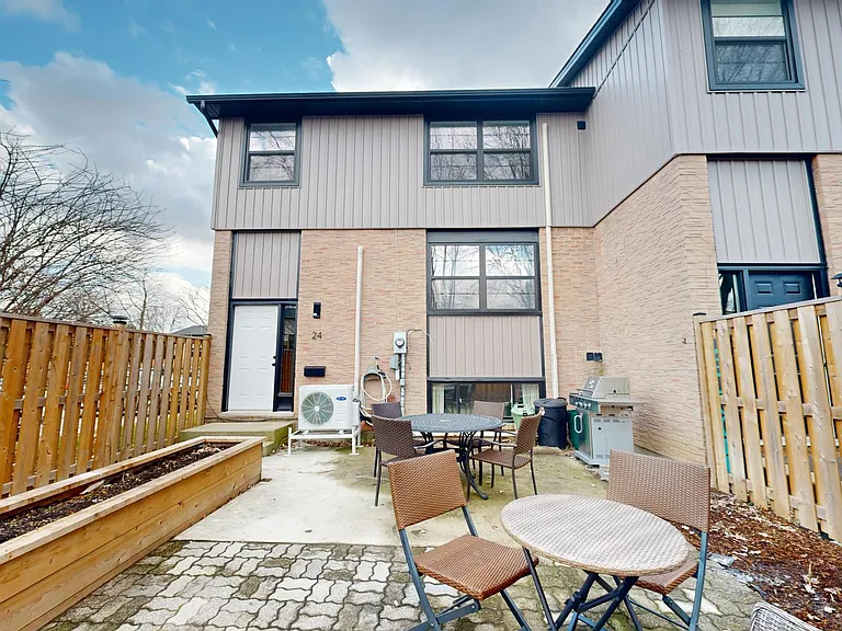 105 Andover Dr #24 — Photo 22