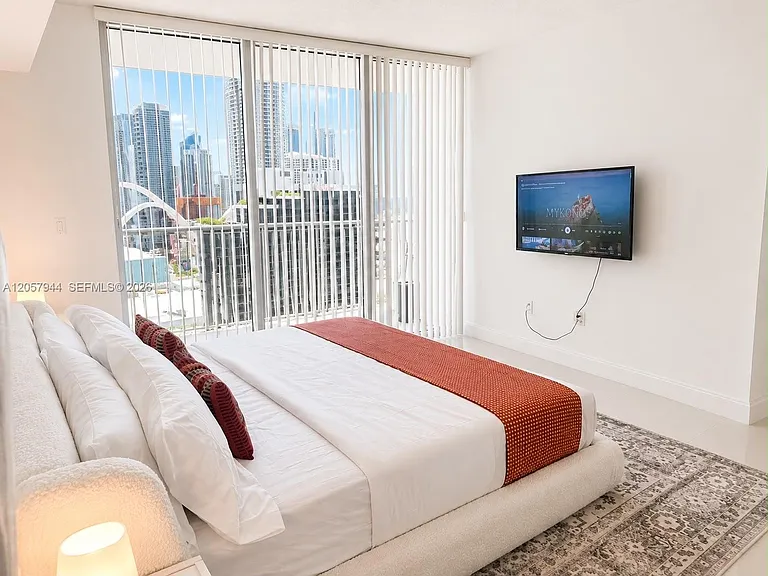 1750 N Bayshore Dr #3010 — Photo 18