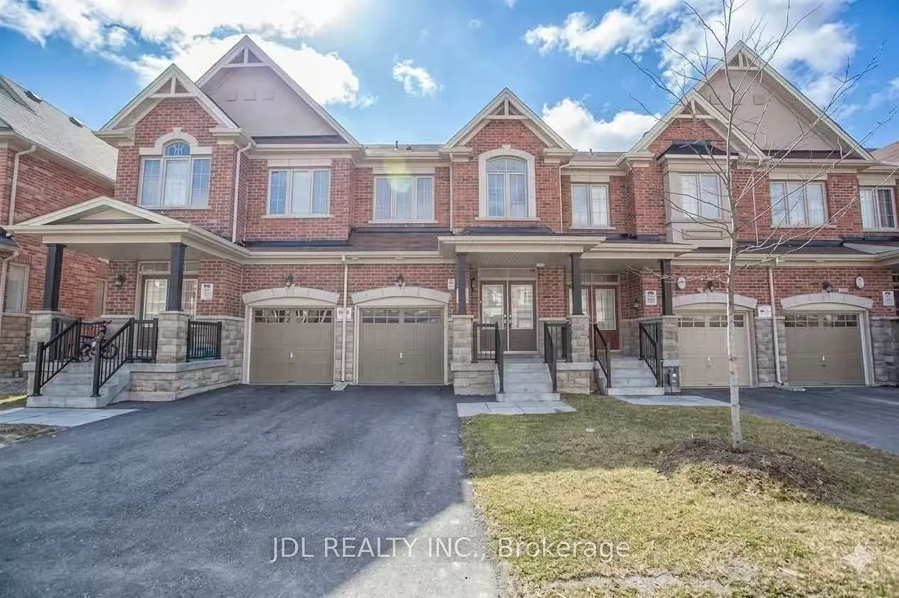 3 bed, $3,458 — Photo 1