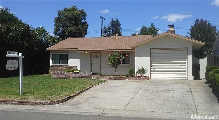 1st image of 3329 Wellington Dr