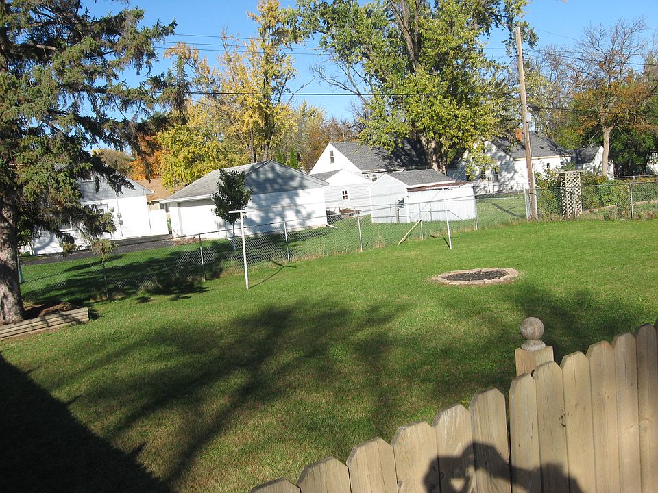 1st image of 6624 Cloverdale Ave N