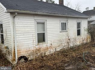 26728 John Nelson Ln, Crisfield, MD 21817