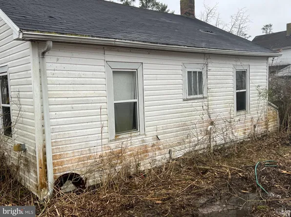 26728 John Nelson Ln, Crisfield, MD 21817