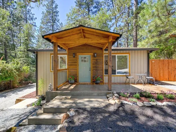 1127 Woodpecker Ln, Meadow Vista, CA 95722