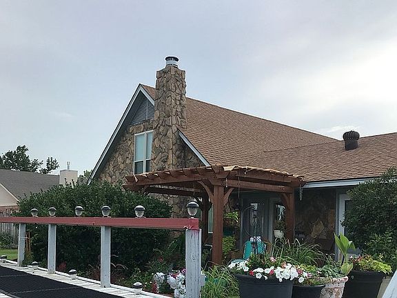 4th image of 1010 Countryside Dr