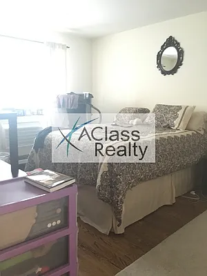 Rented by A Class Realty Long Island City LLC | media 16