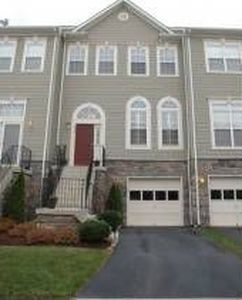 870 Stonefield Sq NE, Leesburg, VA, 20176