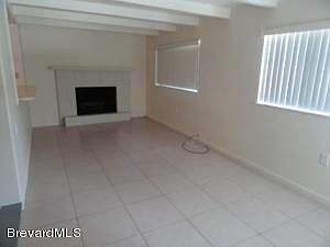 2nd image of 203 NE 2nd St