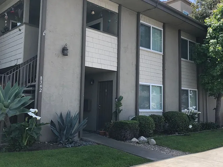 8362 Atlanta Ave — Photo 1