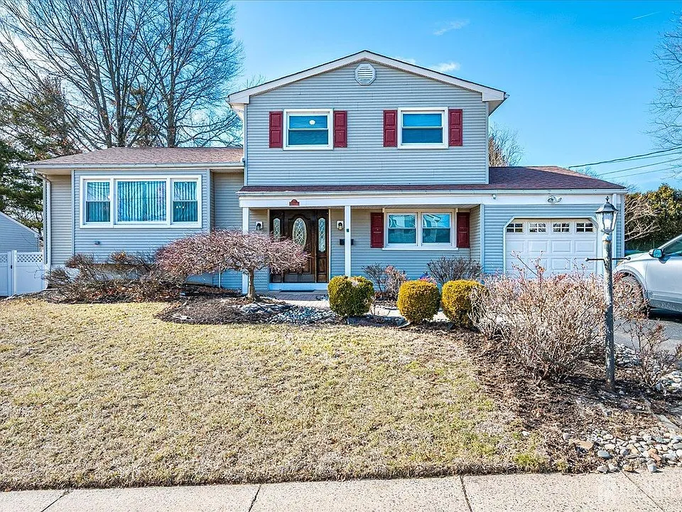 79 Beechwood Ave