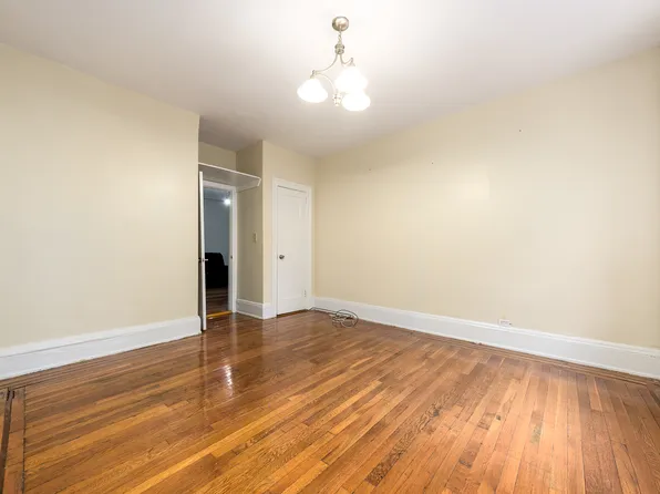 25-41 30th Road image 6 of 9