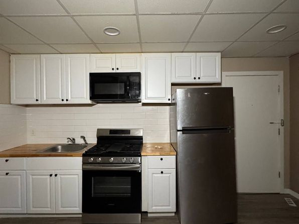 388 Smith St APT 206