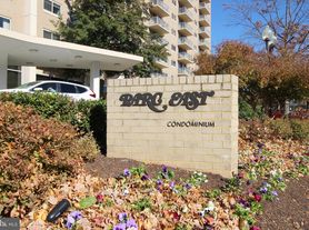 1225 Martha Custis Dr