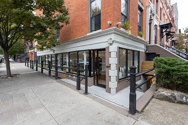 Rented by Corcoran | media 31