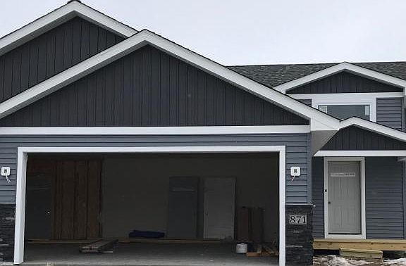 2nd image of 871 Brady Ln