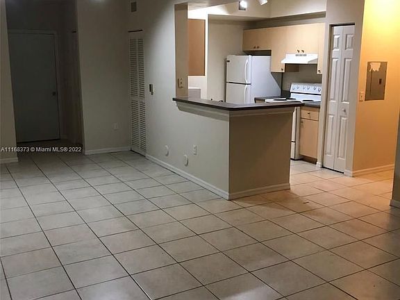 2nd image of 2463 Centergate Dr APT 102